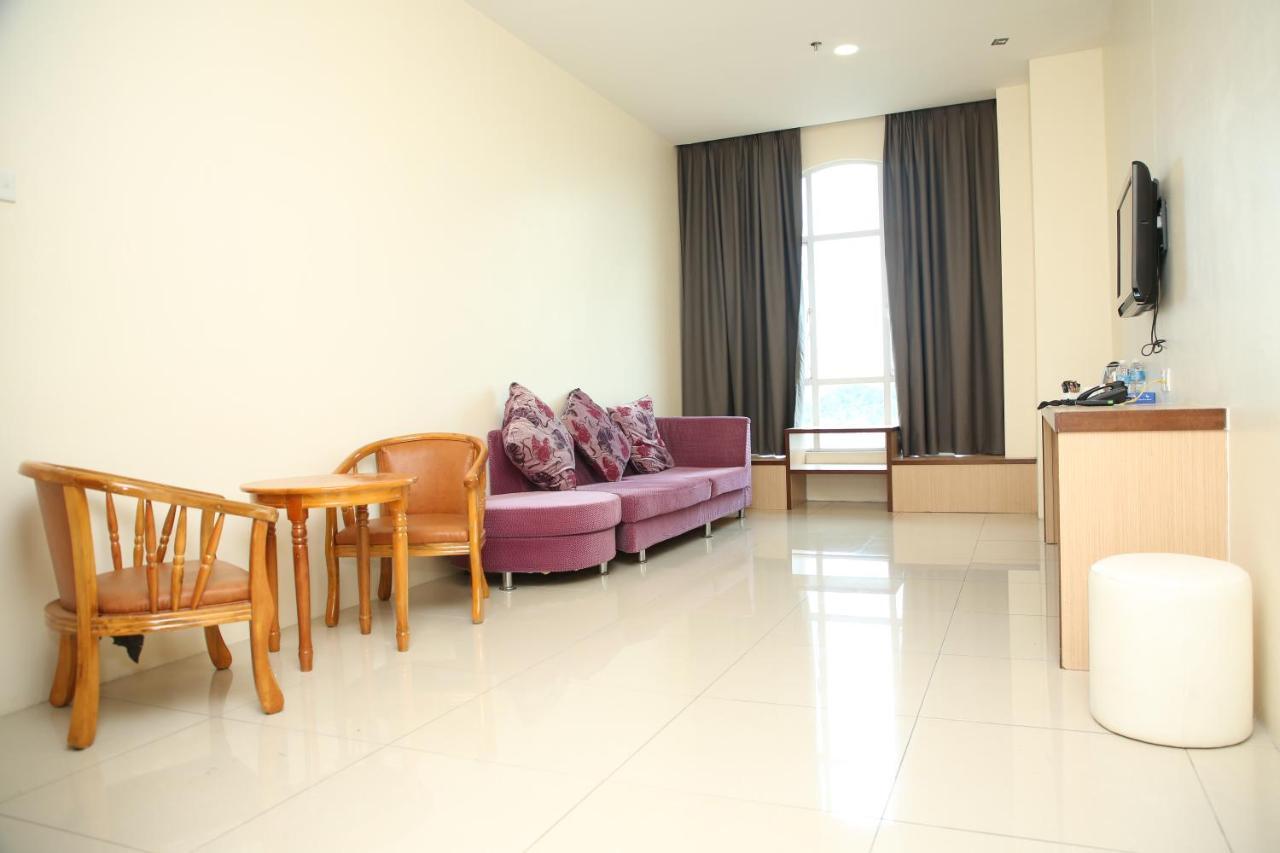 My Fame Hotel 2*